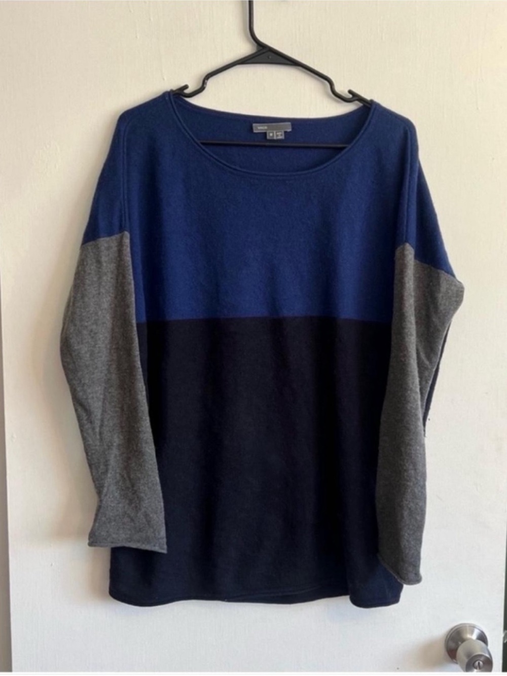 Vince blue and gray colorblock wool cashmere blend pullover sweater size medium
